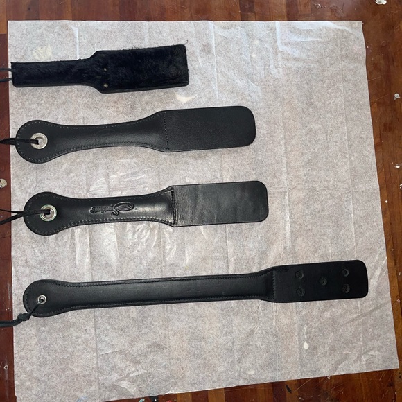 B*TCH Red and Black PADDLE - Picture 4 of 4